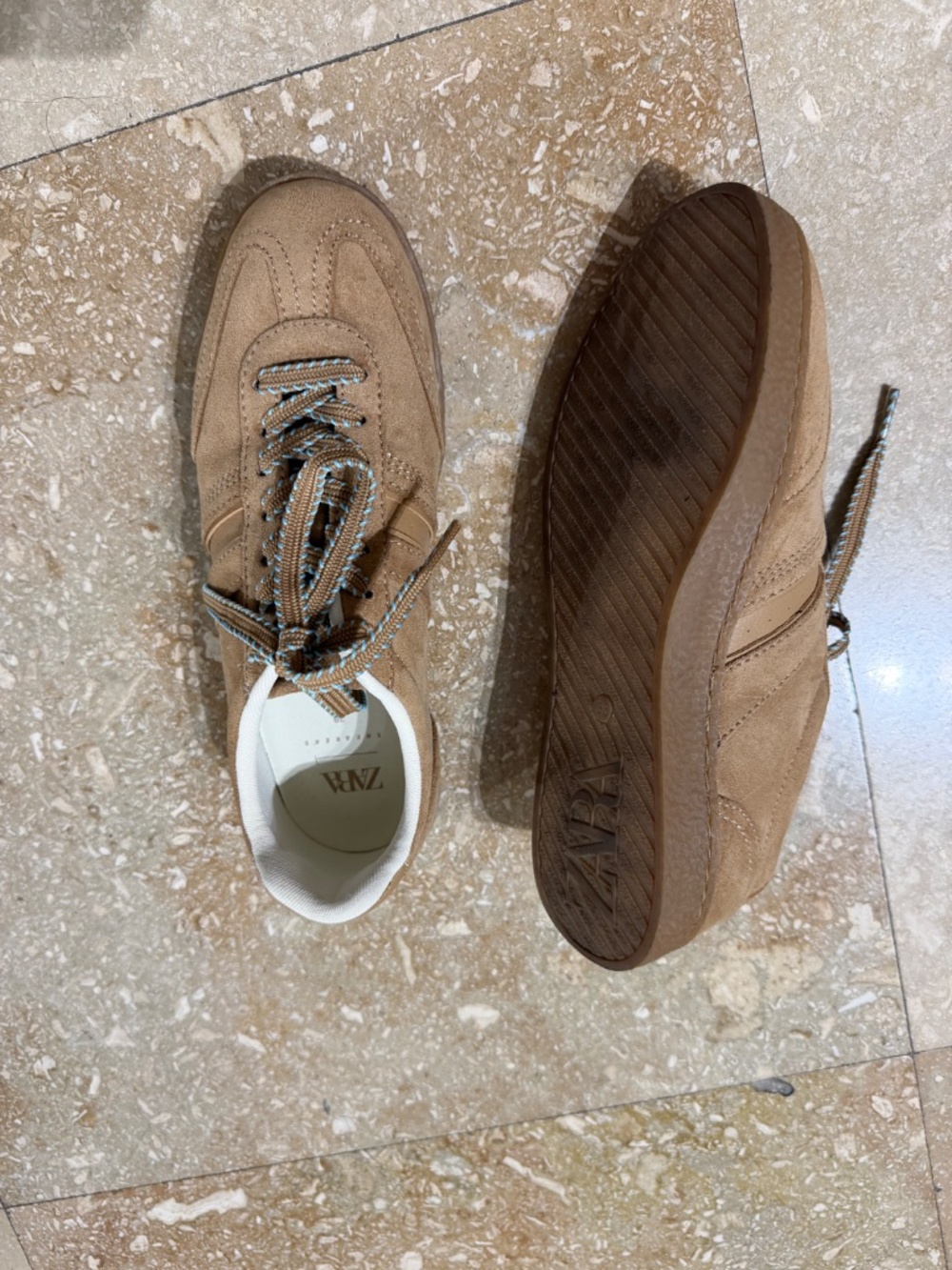 Shoes - Picture 4 of 4